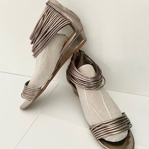 Kelsi Dagger Camellia Sandals